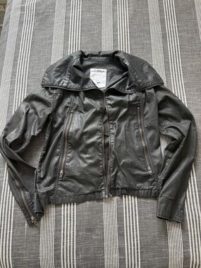 RVCA Women's Black Faux Leather Zip Jacket